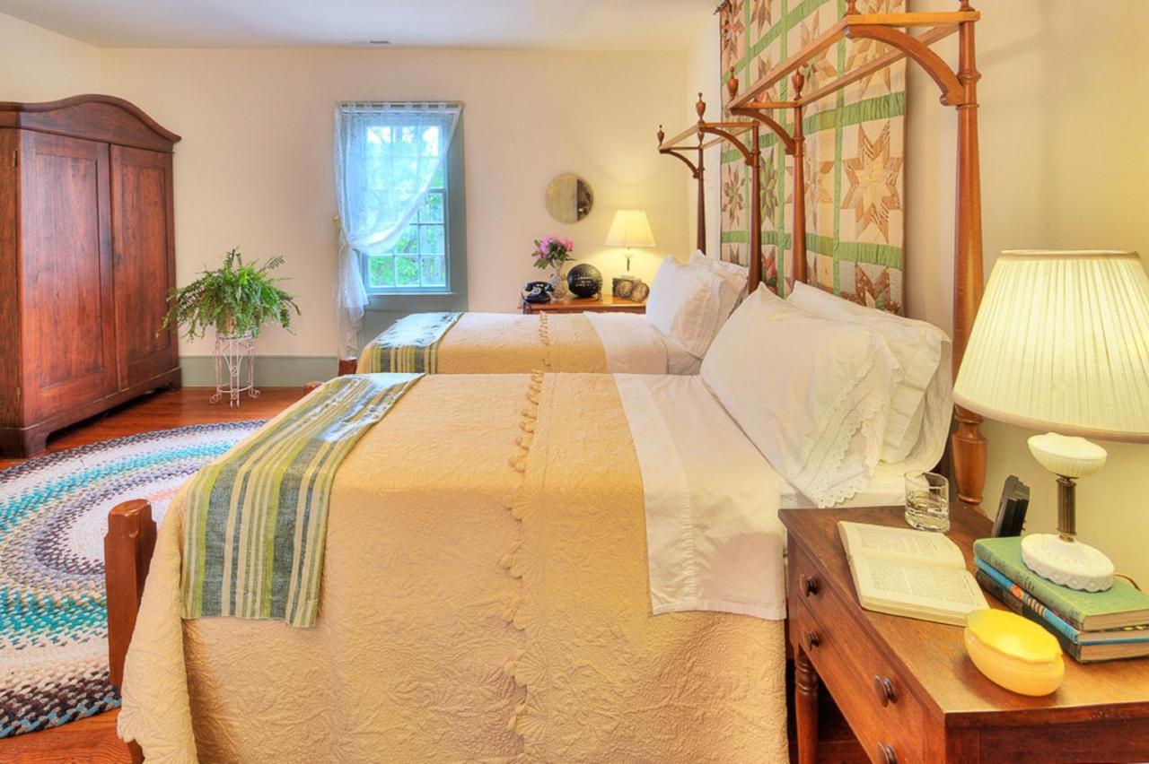 Oak Grove Bed And Breakfast South Boston Room photo